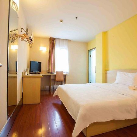 7 Days Inn Wuhan Exterior photo